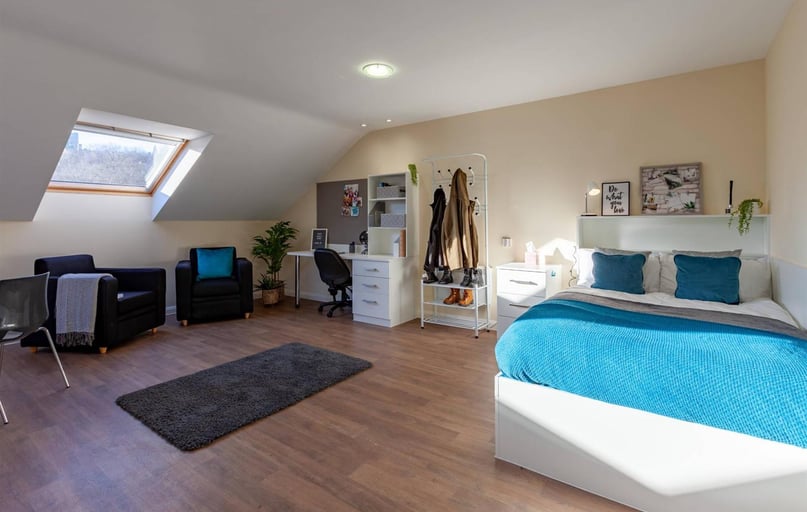 Dean Street, City Centre, Bangor - Image 1